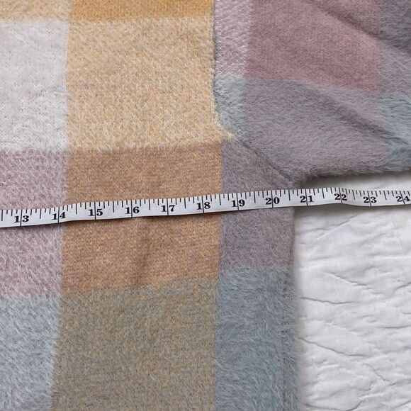 Ann Taylor Color Block Fuzzy Sweater size Medium - Picture 6 of 7